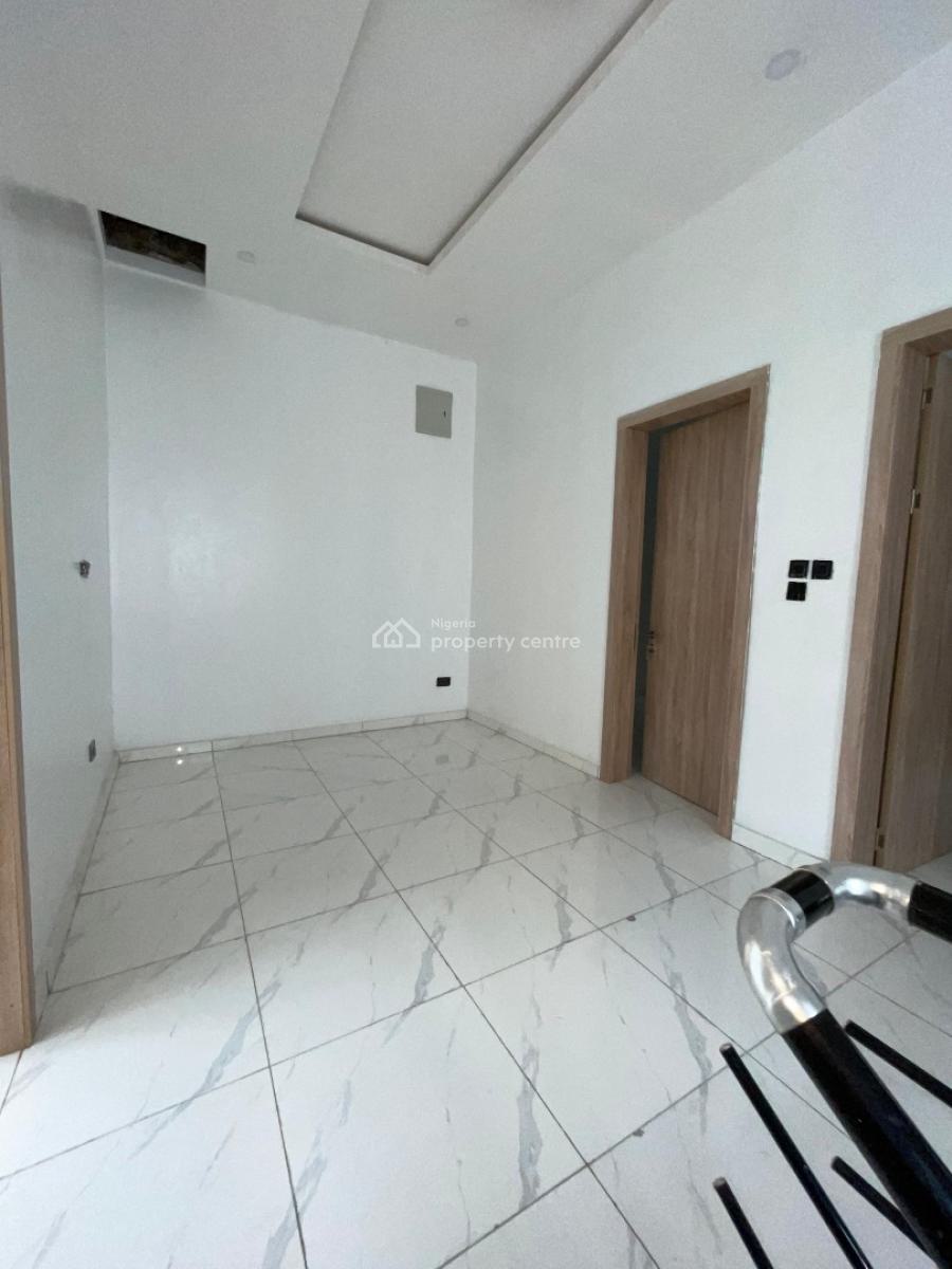 Beautiful Home with Amazing Features Suitable for Investment, Ikota, Lekki, Lagos, Terraced Duplex for Sale
