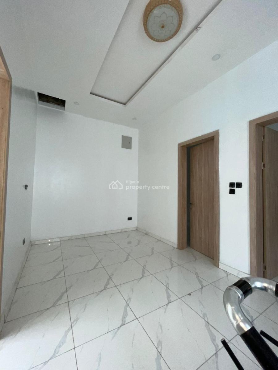 Beautiful Home with Amazing Features Suitable for Investment, Ikota, Lekki, Lagos, Terraced Duplex for Sale
