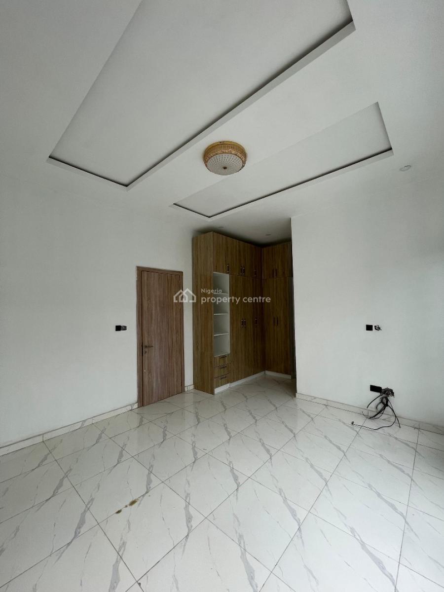 Beautiful Home with Amazing Features Suitable for Investment, Ikota, Lekki, Lagos, Terraced Duplex for Sale