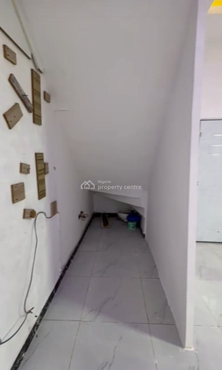 Large Studio Apartment (video Available), Van Daniels Estate, Orchid Road, Lekki, Lagos, Self Contain (single Rooms) for Rent