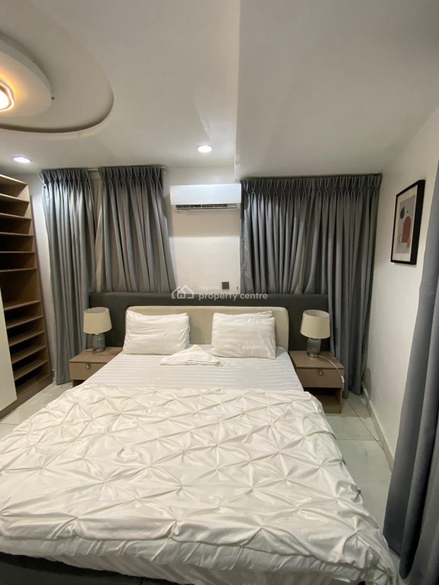 Luxury 3 Bedroom Furnished Apartment, Adekunle, Yaba, Lagos, Flat / Apartment Short Let