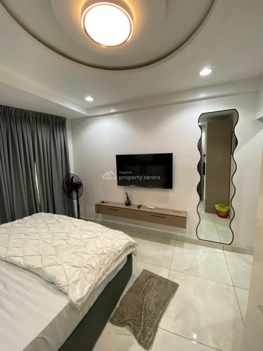 Luxury 3 Bedroom Furnished Apartment, Adekunle, Yaba, Lagos, Flat / Apartment Short Let