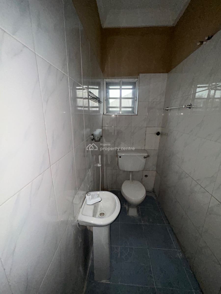 Very Lovely 3 Bedroom Apartment, Off Demurin Street, Ketu, Lagos, Flat / Apartment for Rent