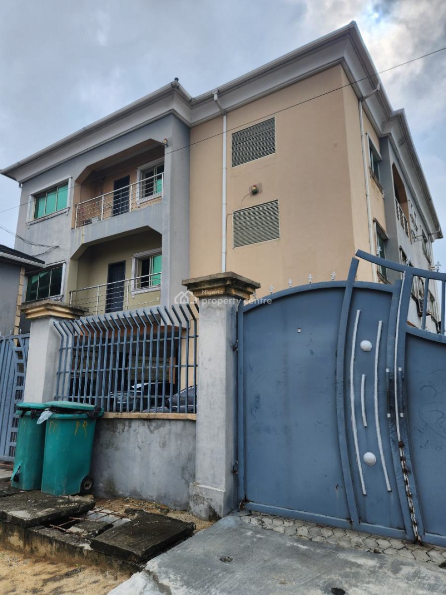 a Block of 3 & 1 Bedroom Flats Ensuite & a Fully Detached Bungalow, Casia Estate, Lekki-epe Expressway Lagos, Abijo, Lekki, Lagos, Block of Flats for Sale