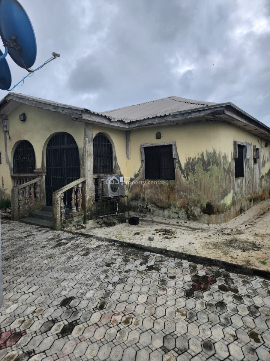 a Block of 3 & 1 Bedroom Flats Ensuite & a Fully Detached Bungalow, Casia Estate, Lekki-epe Expressway Lagos, Abijo, Lekki, Lagos, Block of Flats for Sale