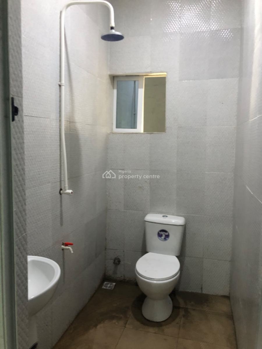 Newly Built Spacious 2 Bedroom, Adekunle, Yaba, Lagos, Flat / Apartment for Rent