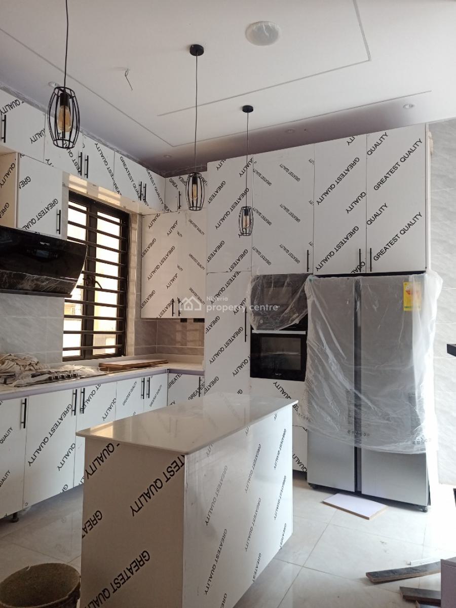 Luxury Built 5 Bedroom Fully Detached House with Bq, Gra Phase 2, Magodo, Lagos, Detached Duplex for Sale
