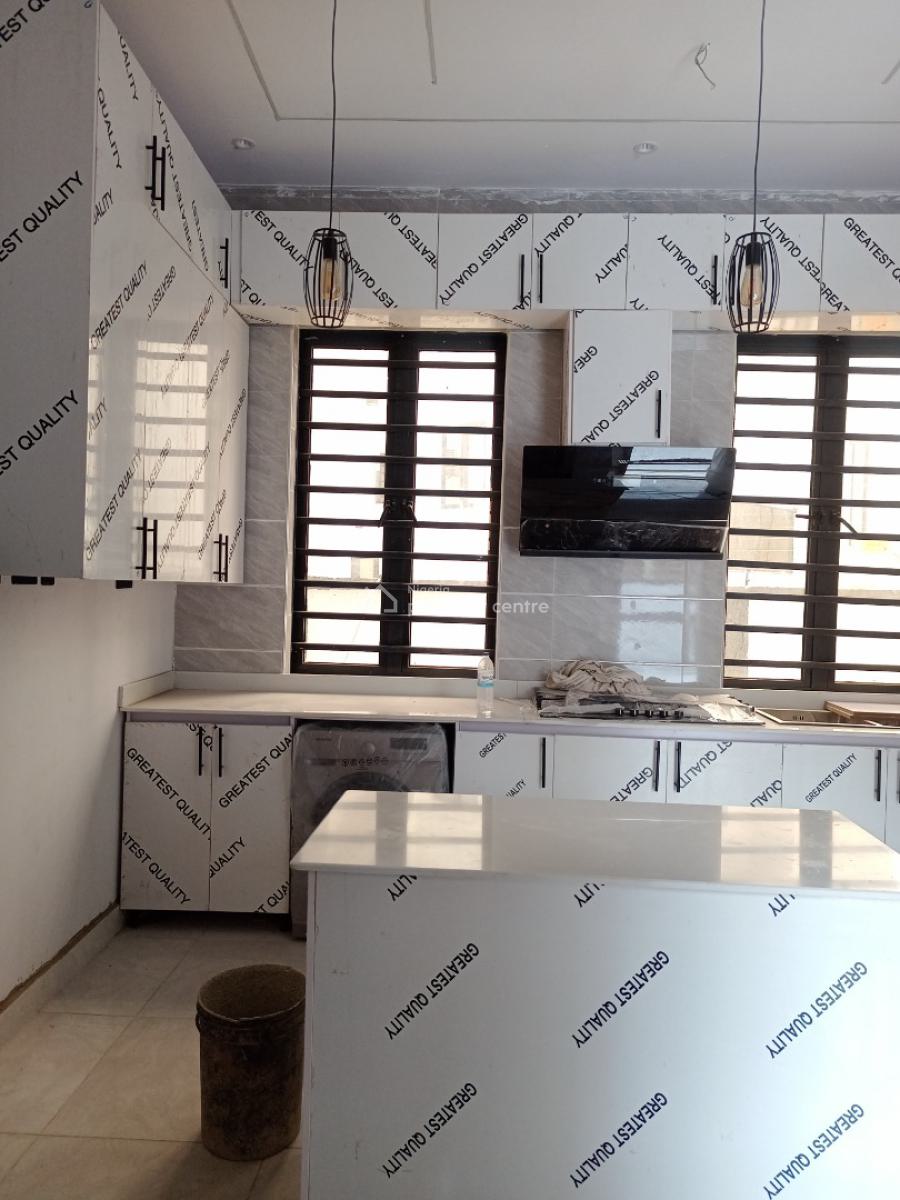 Luxury Built 5 Bedroom Fully Detached House with Bq, Gra Phase 2, Magodo, Lagos, Detached Duplex for Sale