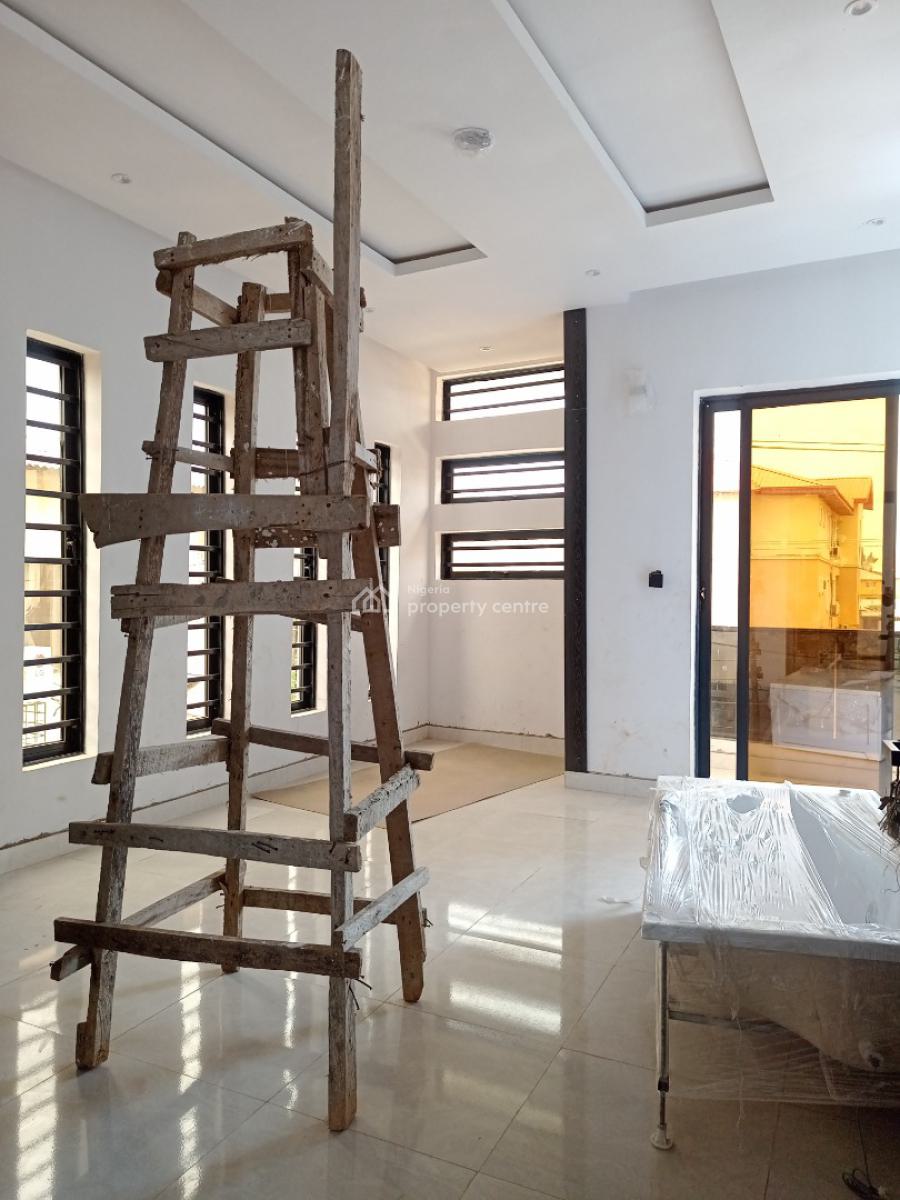 Luxury Built 5 Bedroom Fully Detached House with Bq, Gra Phase 2, Magodo, Lagos, Detached Duplex for Sale