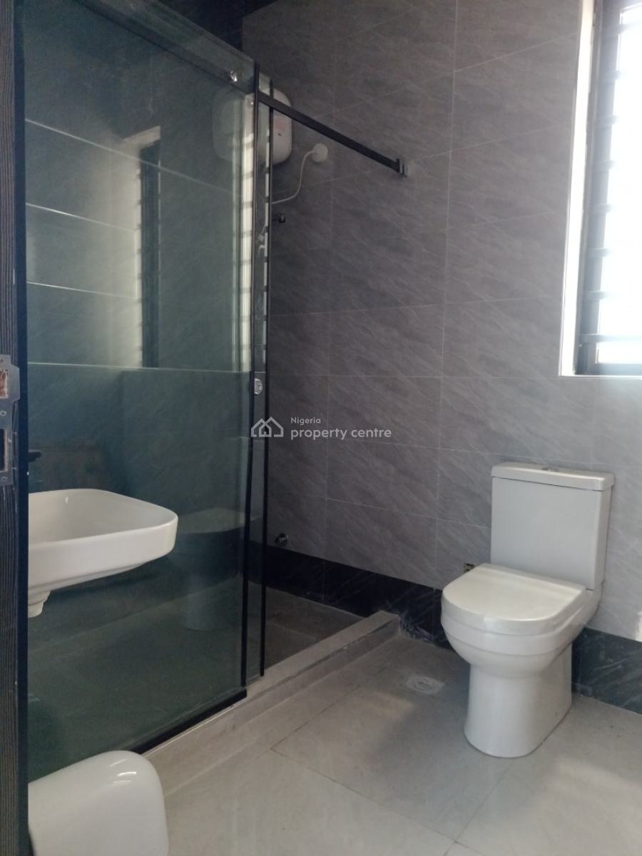 Luxury Built 5 Bedroom Fully Detached House with Bq, Gra Phase 2, Magodo, Lagos, Detached Duplex for Sale