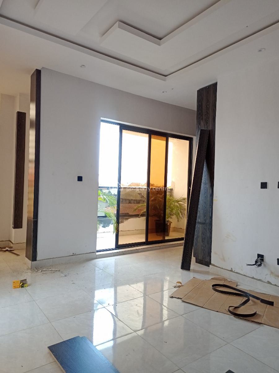 Luxury Built 5 Bedroom Fully Detached House with Bq, Gra Phase 2, Magodo, Lagos, Detached Duplex for Sale