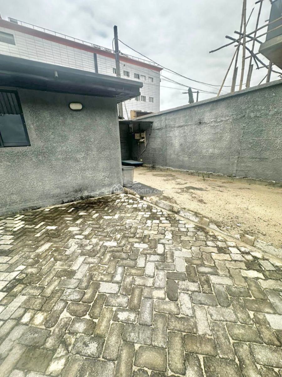 Warehouse, Lekki, Lagos, Commercial Property for Rent