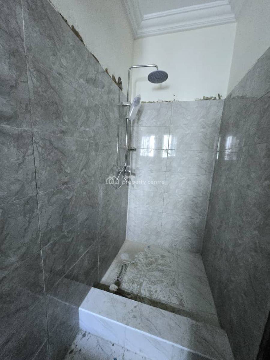 Self Service 3 Bedroom Apartment with a Room Staff Quarter, Lekki Phase 1, Lekki, Lagos, Flat / Apartment for Rent