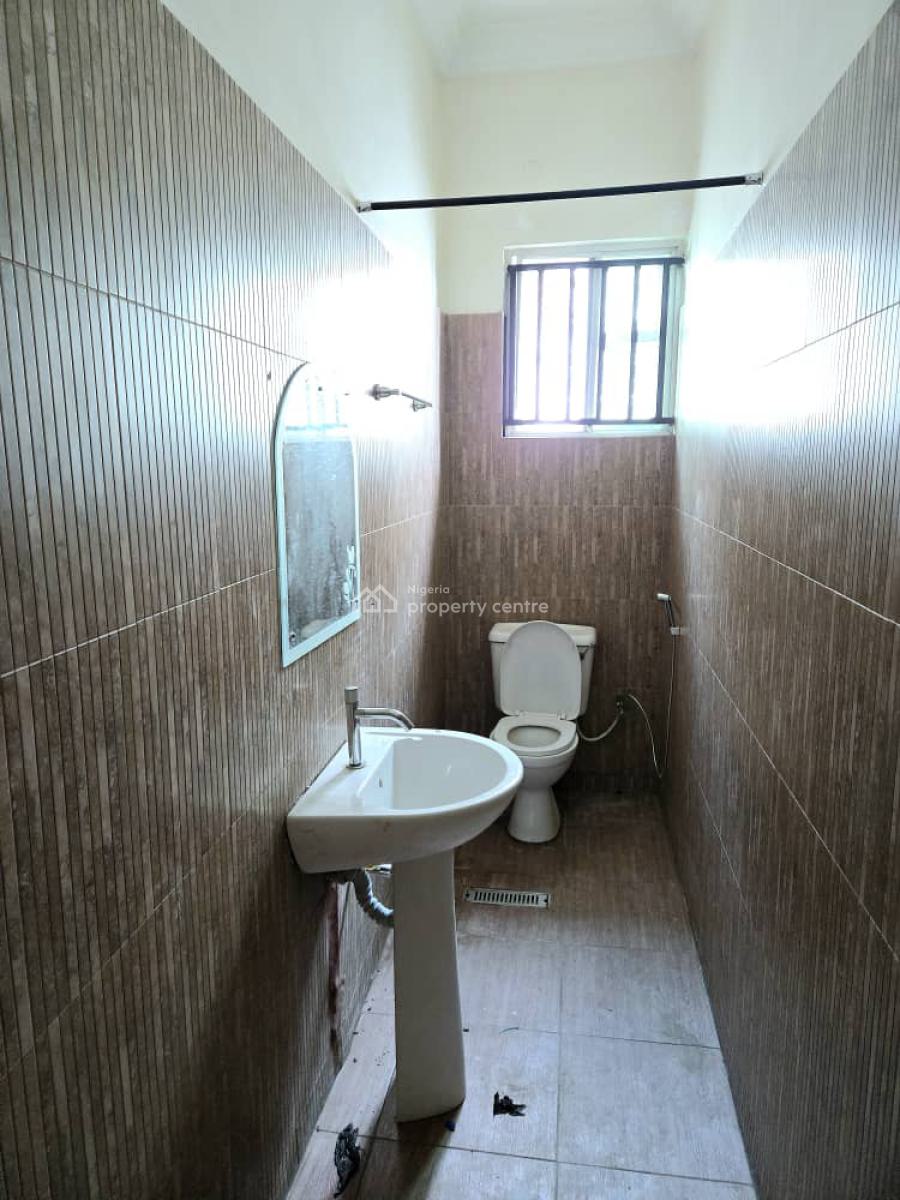 Self Service 3 Bedroom Apartment with a Room Staff Quarter, Lekki Phase 1, Lekki, Lagos, Flat / Apartment for Rent