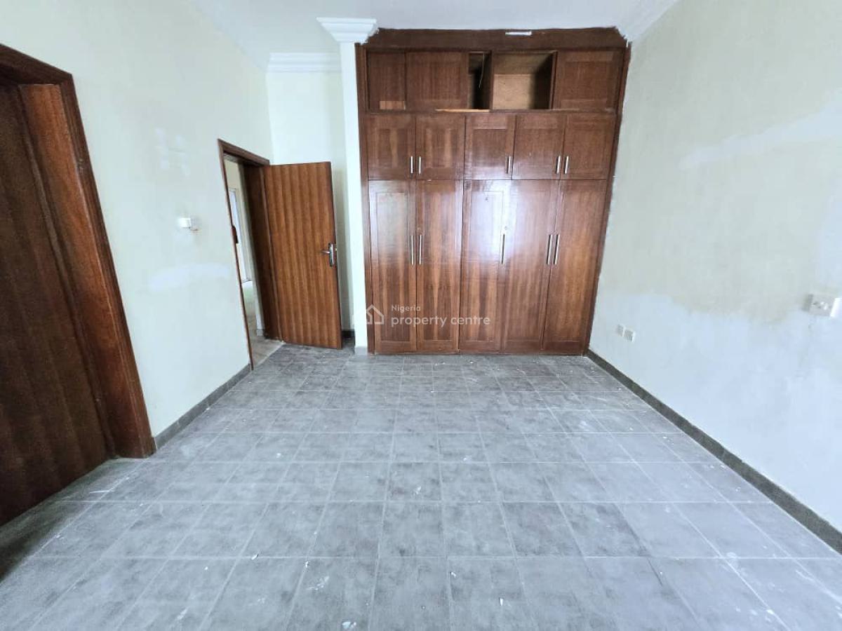 Self Service 3 Bedroom Apartment with a Room Staff Quarter, Lekki Phase 1, Lekki, Lagos, Flat / Apartment for Rent
