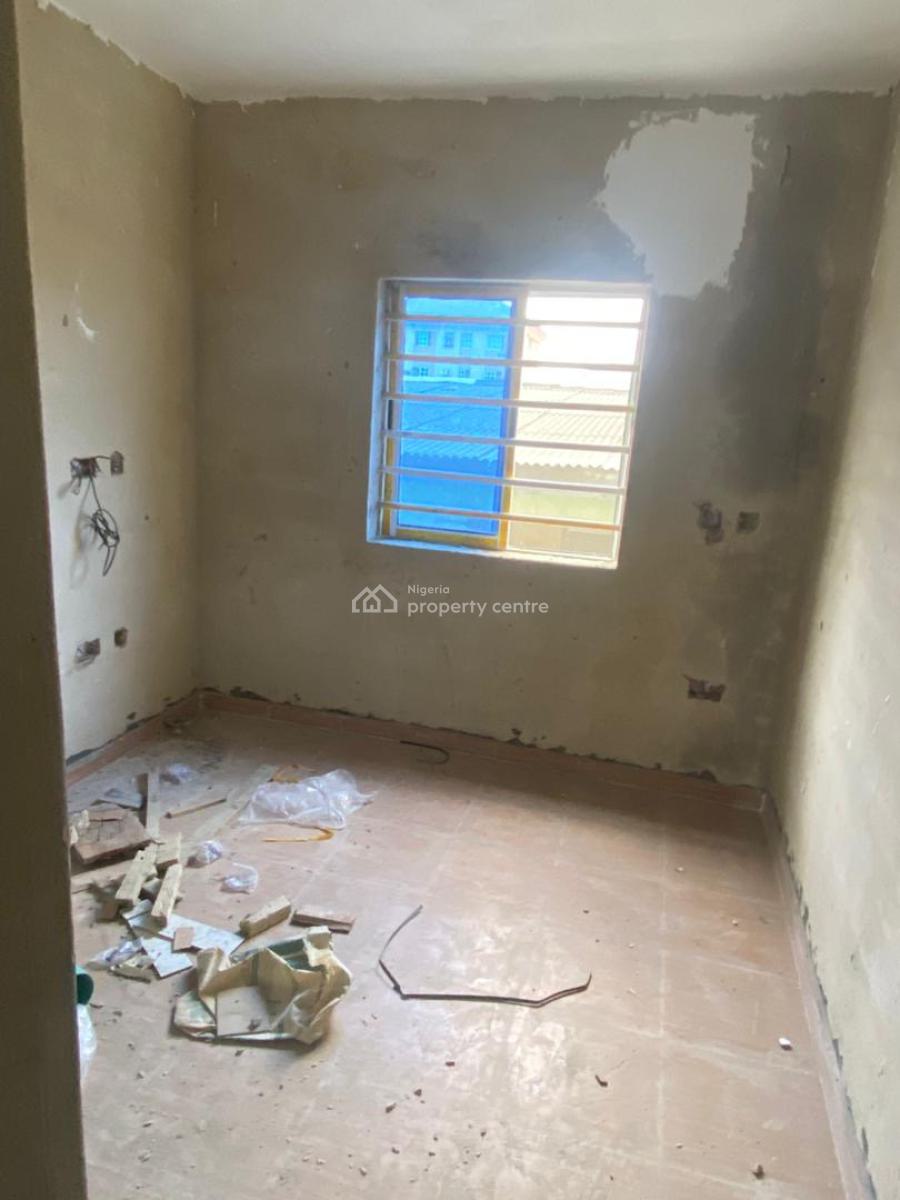 Luxury Mini Flat with 2 Toilet and Bathroom, Shaki Cresent Off Agboyin Off Adekunle Kuye Street, Adelabu, Surulere, Lagos, Mini Flat (room and Parlour) for Rent