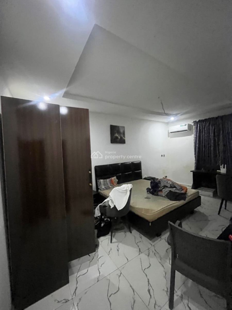 a Spacious 3 Bedroom Apartment with Bq, Dakibiyu, Abuja, House for Sale