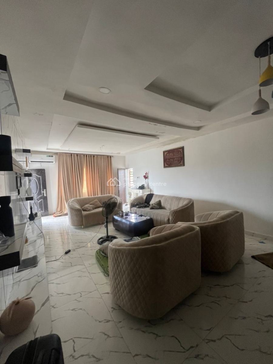 a Spacious 3 Bedroom Apartment with Bq, Dakibiyu, Abuja, House for Sale