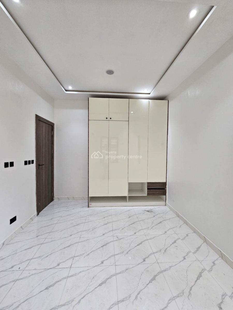 New 2 Bedrooms Apartments with Swimming Pool, Lekki Phase 1, Lekki, Lagos, Block of Flats for Sale