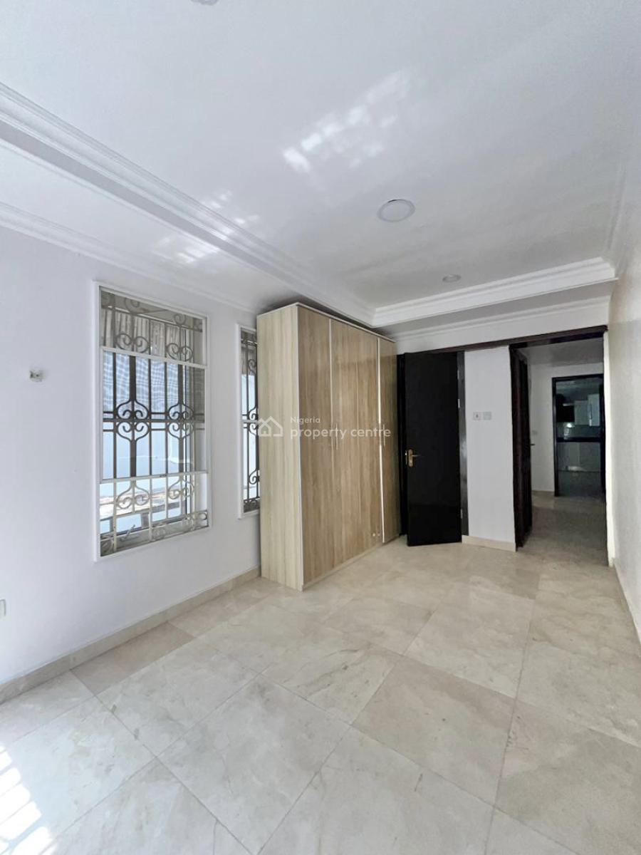 Well Built Fully Serviced 2 Bedroom Apartment, Lekki Phase 1, Lekki, Lagos, Flat / Apartment for Rent