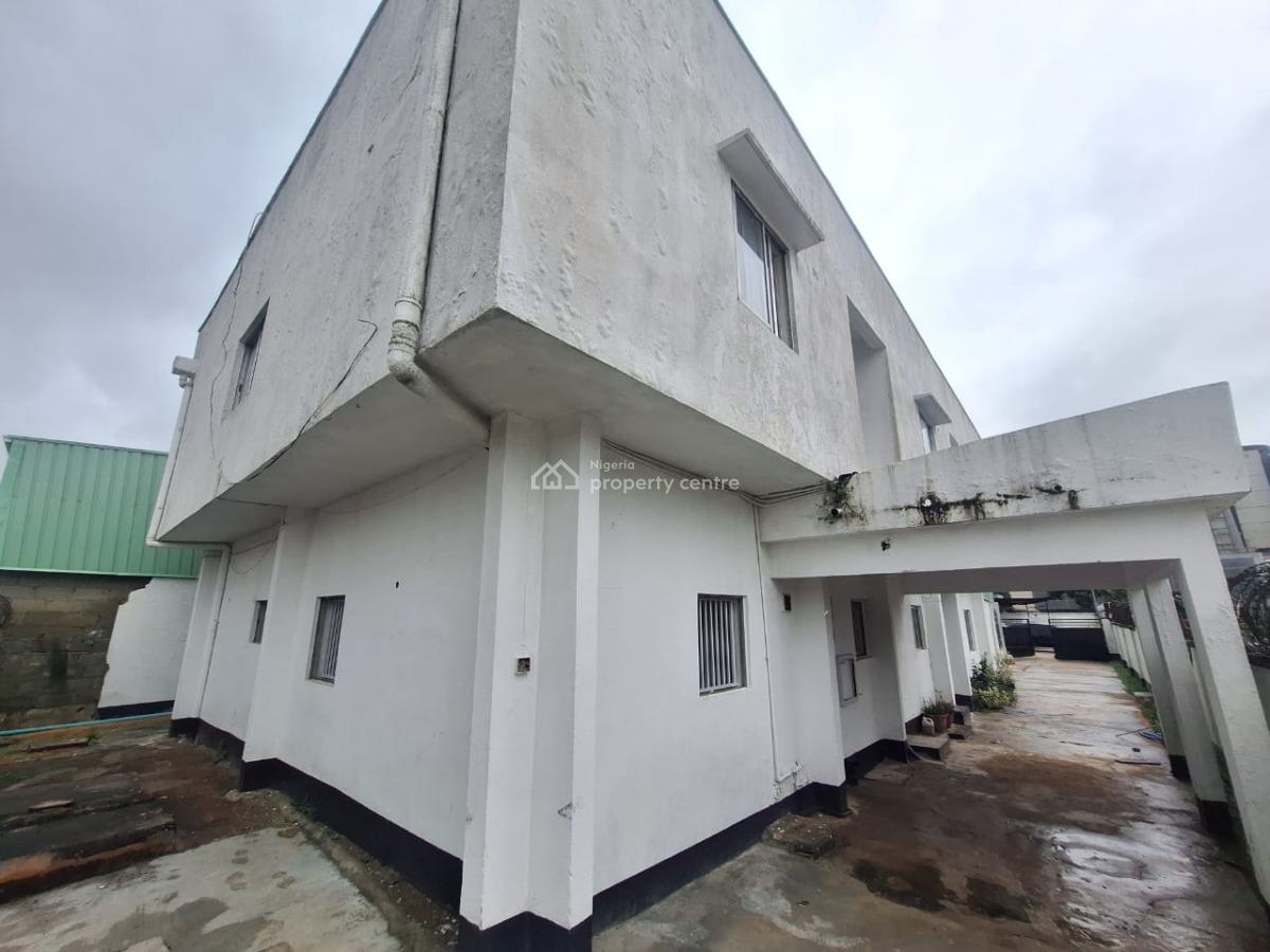 7 Rooms Commercial Property on Two (2) Floors, Victoria Island (vi), Lagos, House for Rent