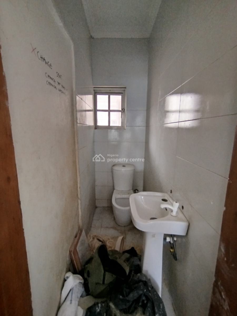 Around 70 Sqm Ground Floor Commercial Spaces Directly Facing a Major Road, Lekki Phase 1, Lekki, Lagos, Commercial Property for Rent