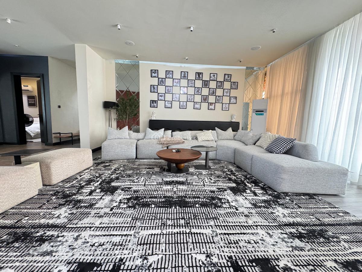 Photo inspiration: Short Let A Brand New 3 Bedroom Luxury Apartment Designed Photo Inspiration