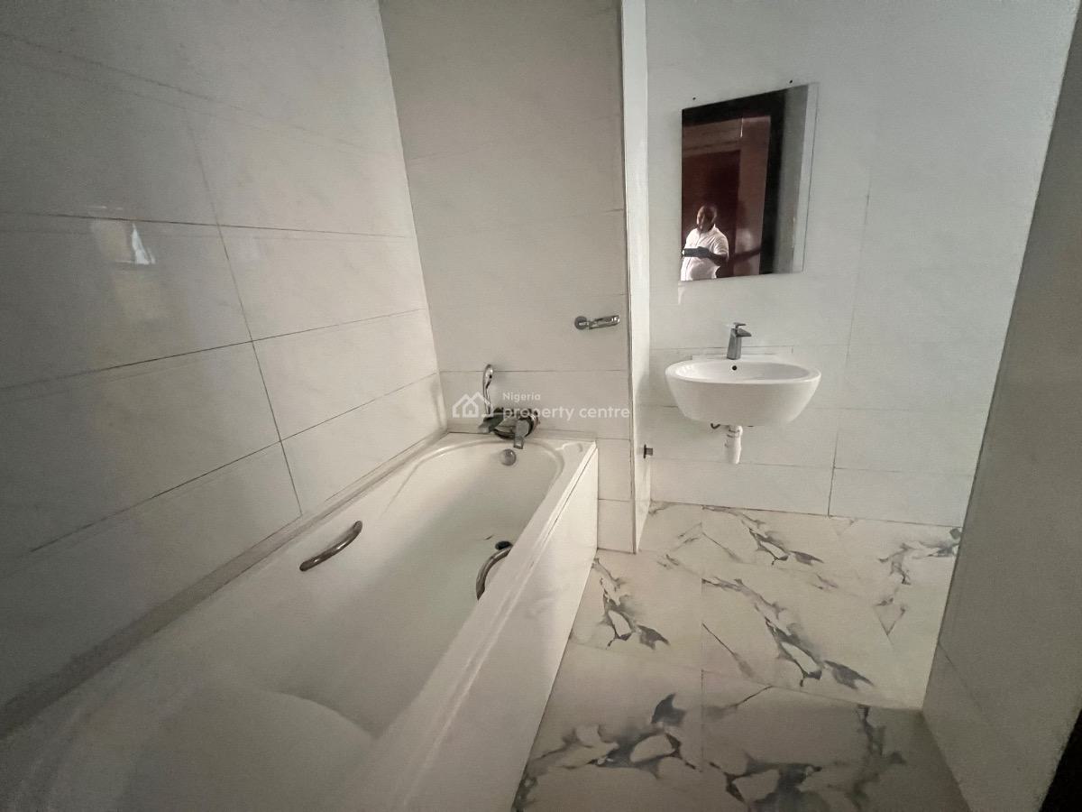 Luxury 4 Bedroom Serviced Maisonette with a Room Bq, Banana Island, Ikoyi, Lagos, Flat / Apartment for Rent