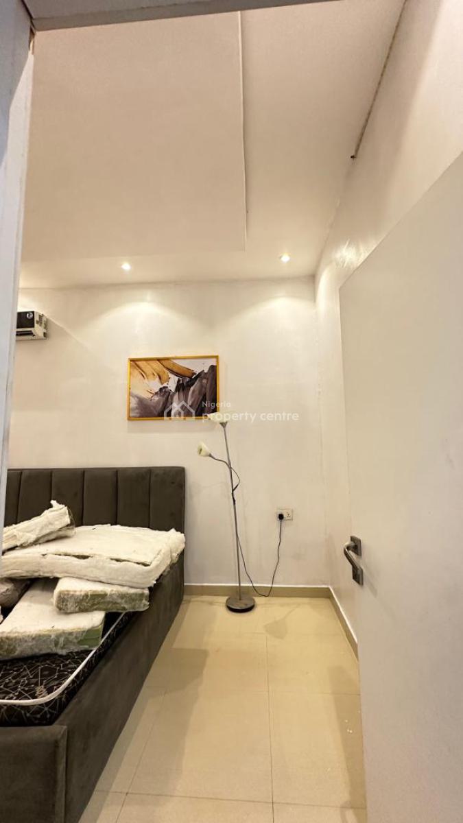 Fully Furnished Miniflat, Shoprite Road, Osapa, Lekki, Lagos, Mini Flat (room and Parlour) for Rent