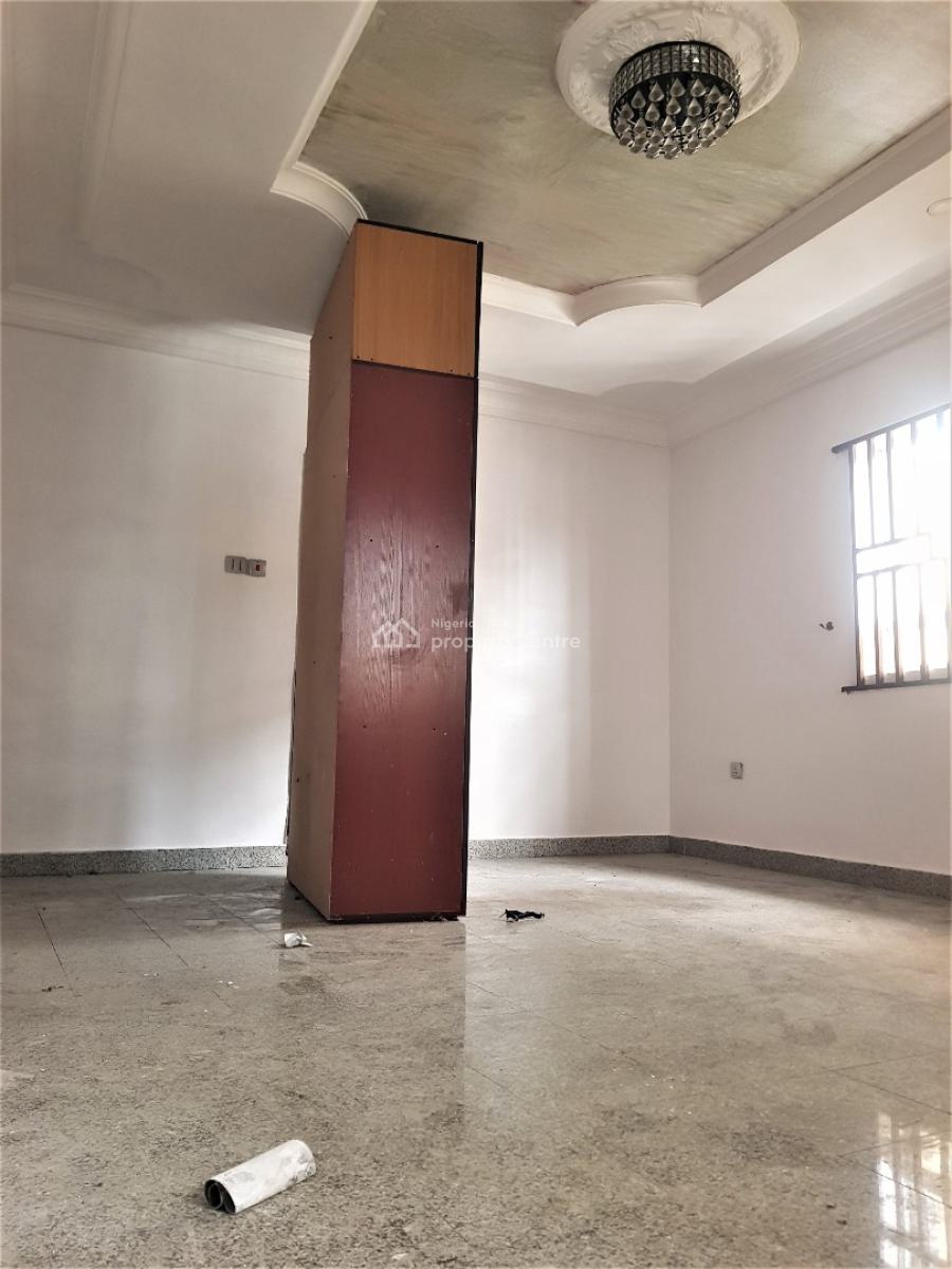 3 Bedroom Flat in a Serene Neighbourhood - Upstairs, Lekki Right Hand Side, Lekki, Lagos, Flat / Apartment for Rent
