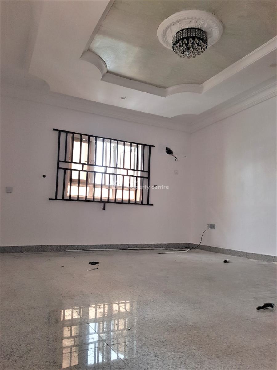 3 Bedroom Flat in a Serene Neighbourhood - Upstairs, Lekki Right Hand Side, Lekki, Lagos, Flat / Apartment for Rent