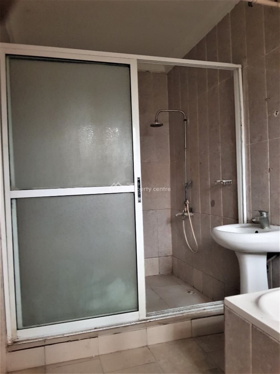 3 Bedroom Flat in a Serene Neighbourhood - Upstairs, Lekki Right Hand Side, Lekki, Lagos, Flat / Apartment for Rent