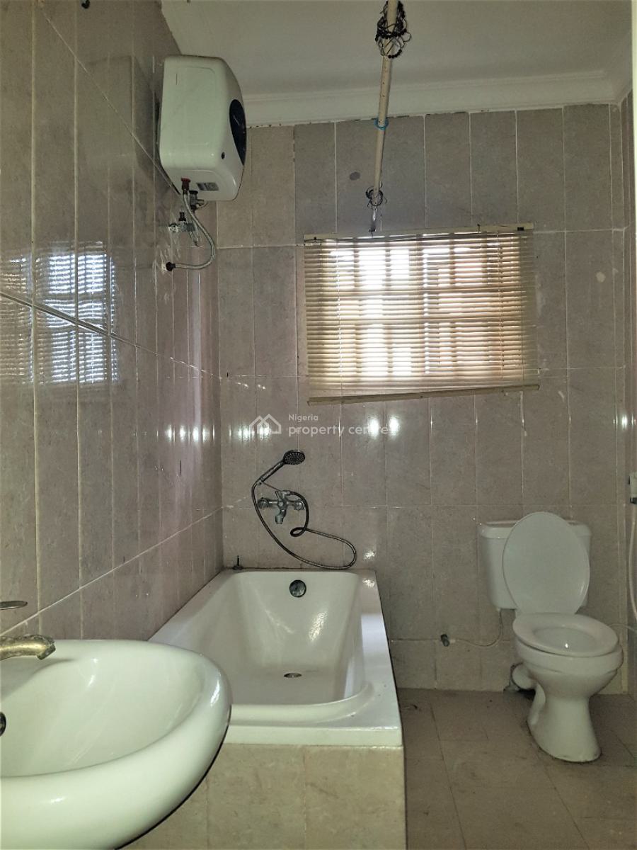3 Bedroom Flat in a Serene Neighbourhood - Upstairs, Lekki Right Hand Side, Lekki, Lagos, Flat / Apartment for Rent