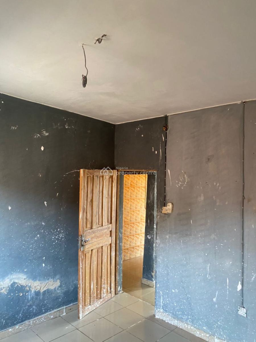 Mini Flat at Orita Ara Iyana Ilogbo Ogun State, 1/3 Agun Street, Orita Ara, Iyana Ilogbo, Ifo, Ogun, Mini Flat (room and Parlour) for Rent