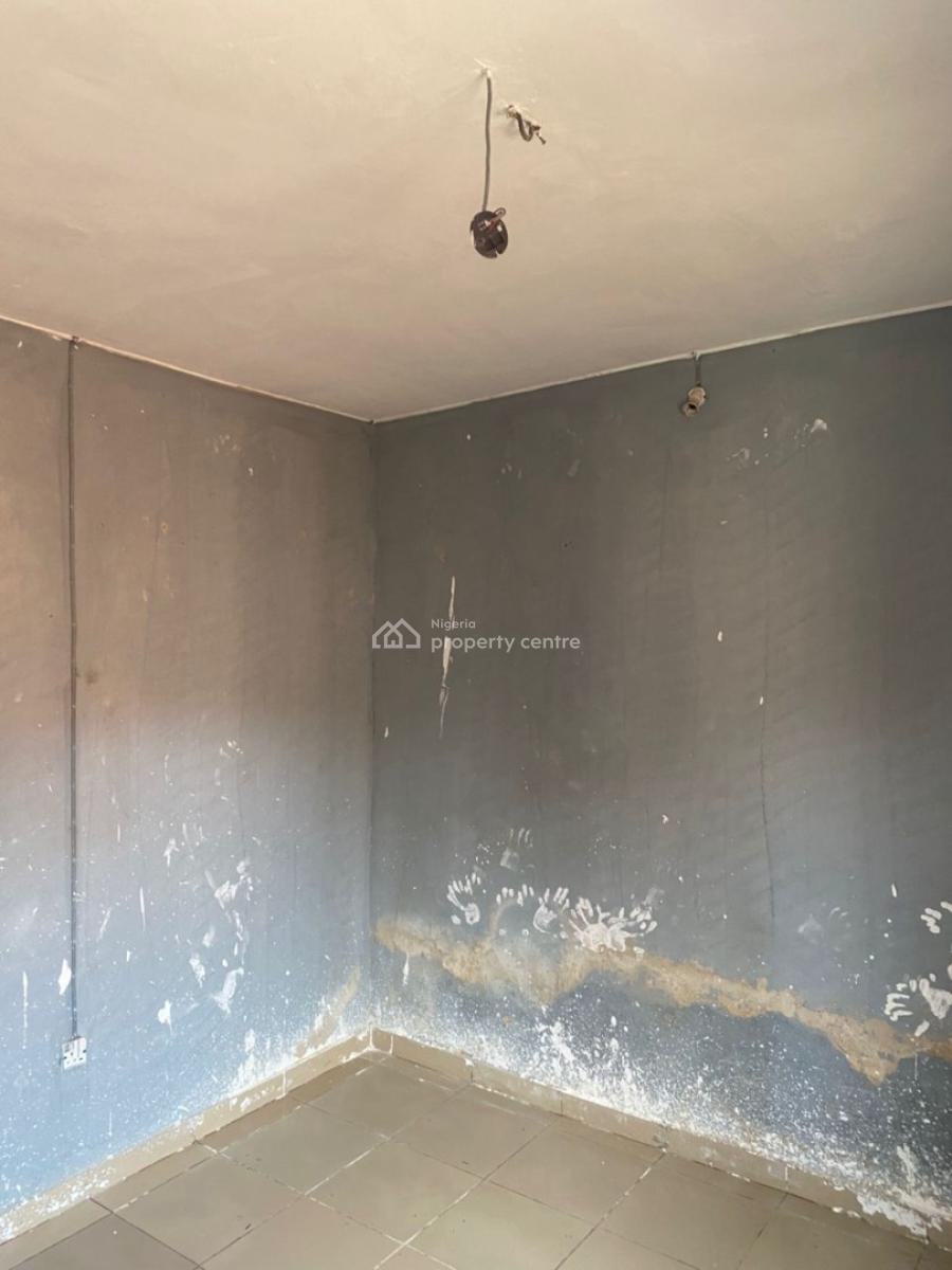 Mini Flat at Orita Ara Iyana Ilogbo Ogun State, 1/3 Agun Street, Orita Ara, Iyana Ilogbo, Ifo, Ogun, Mini Flat (room and Parlour) for Rent