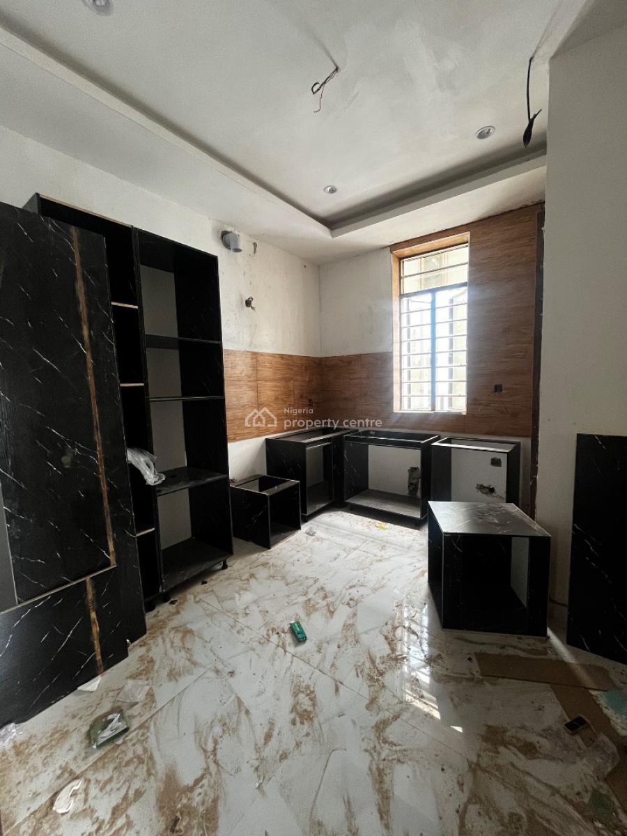 Lekki Phase 1,luxury Block of 3 Units of 2 Bed and 1 Unit of 3 Bed, Off Admiralty Road, Lekki Phase 1, Lekki, Lagos, Flat / Apartment for Sale