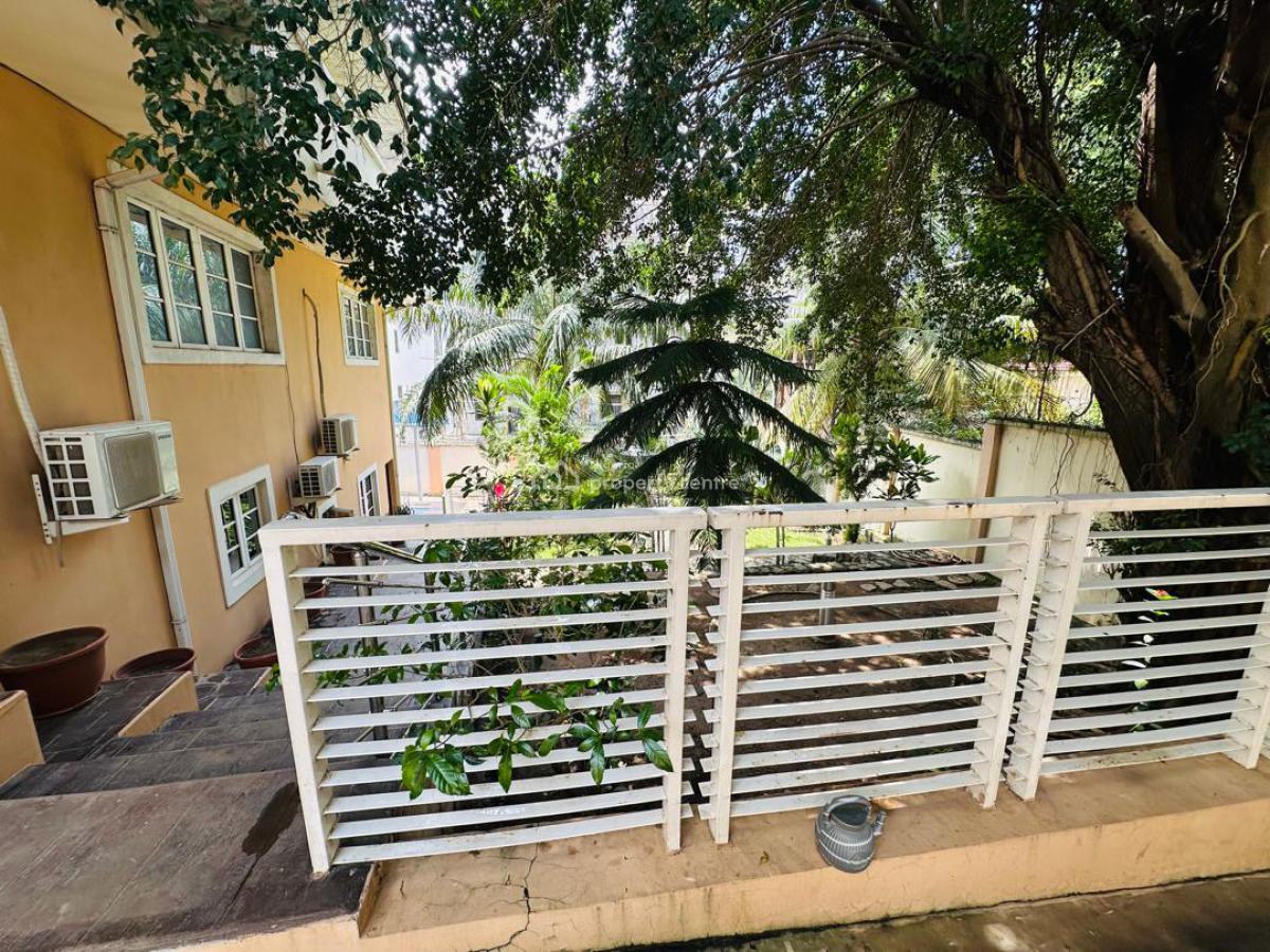 Standard 6 Bedroom Fully Detached Duplex,2 Rooms Bq,pool,garden,c of O, Asokoro District, Abuja, Detached Duplex for Sale