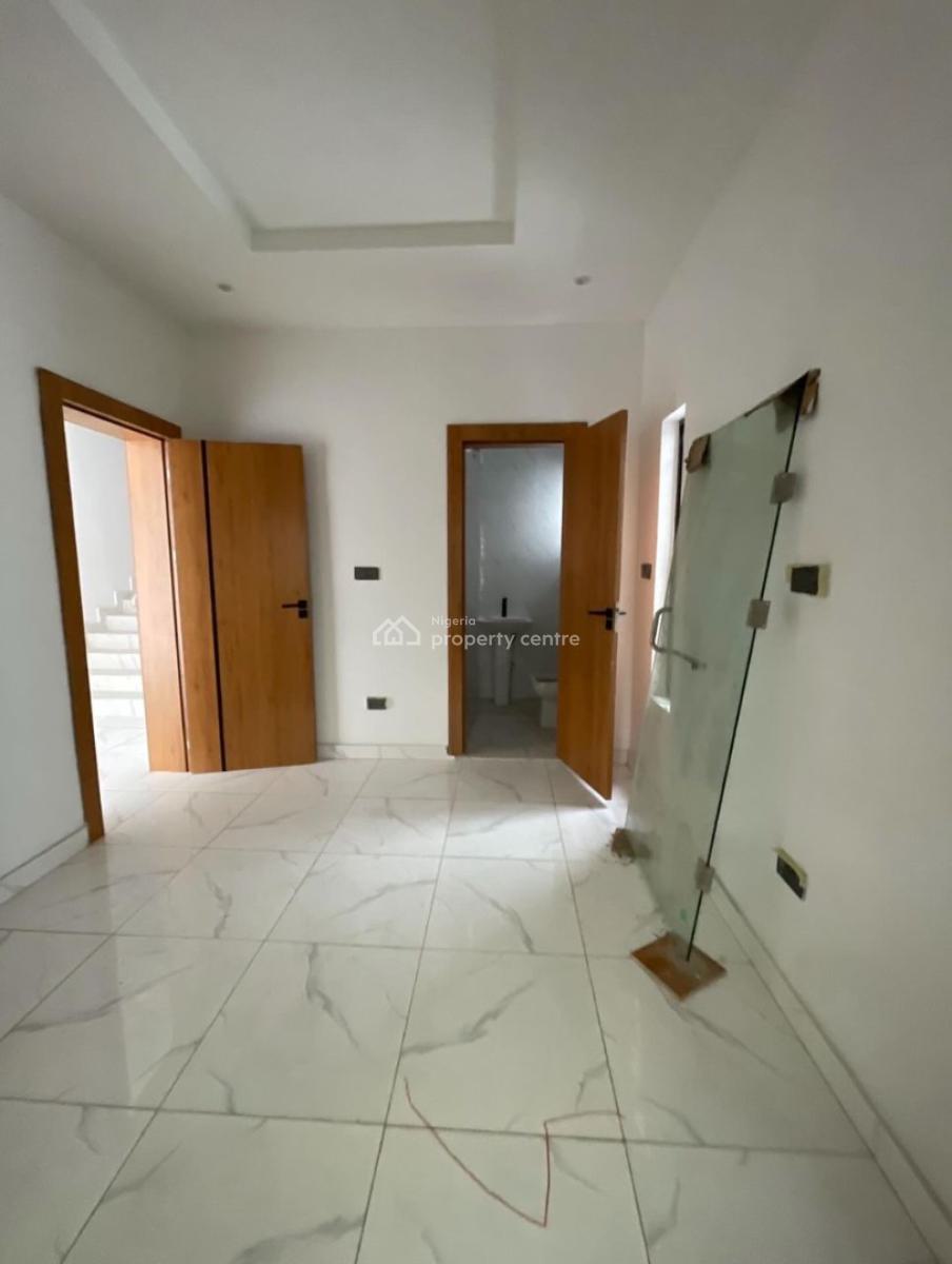Neatly Built 4 Bedroom Semi Detached Duplex, Ologolo, Lekki, Lagos, Semi-detached Duplex for Sale