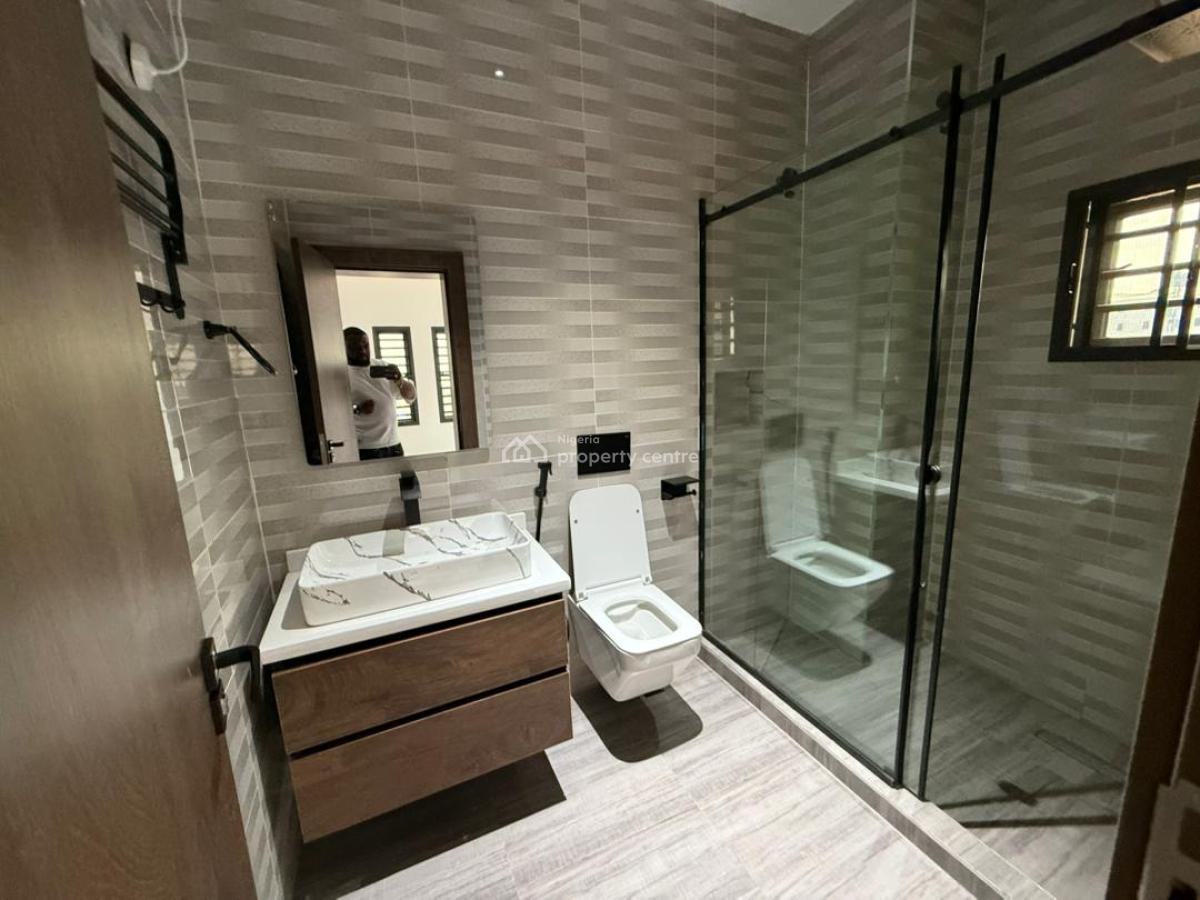 3bedroom Apartment, Guzape District, Abuja, Flat / Apartment for Sale