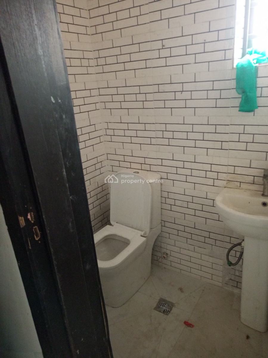 Serviced 2 Bedroom Luxury Apartment, Ogunfayo Immediately After Awoyaya, Ogogoro, Ibeju Lekki, Lagos, Flat / Apartment for Rent