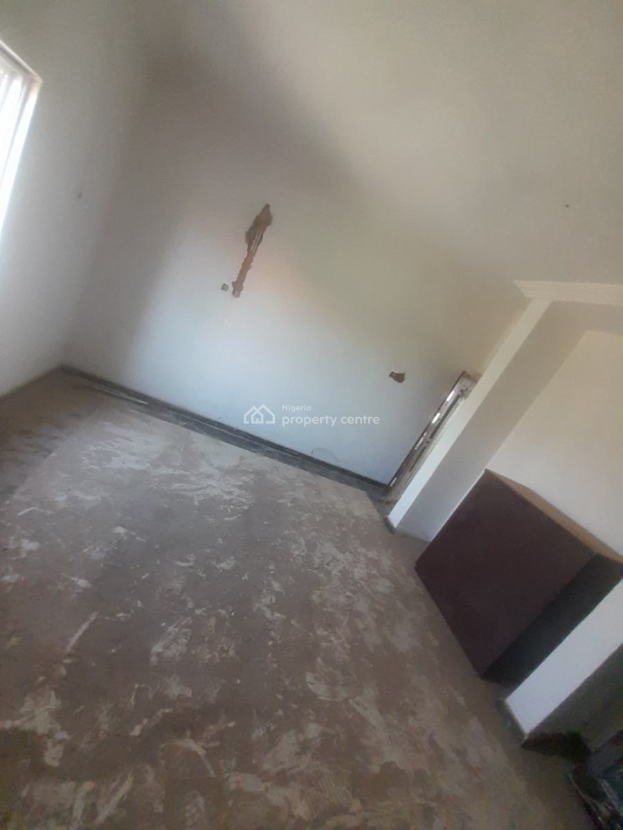 Standard Selfcon Block of Flat on a Tarred Road, Fo1 Layout, Kubwa, Abuja, Flat / Apartment for Rent