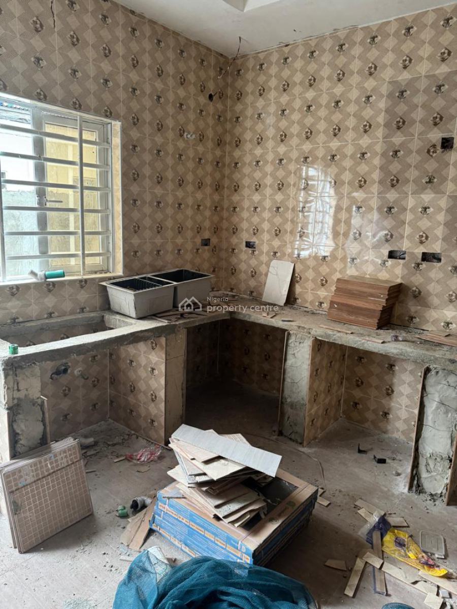 2 Bedroom Duplex, Omole Phase 2, Ikeja, Lagos, Semi-detached Duplex for Rent