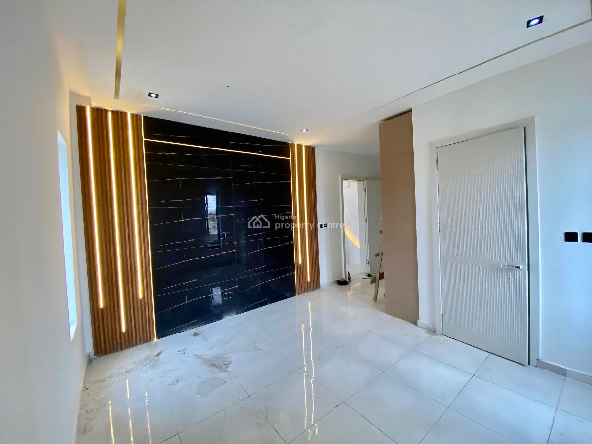 Elegant 4-bedroom Semi-detached Duplex with Bq, Orchid Road, Lekki, Lagos, Semi-detached Duplex for Sale