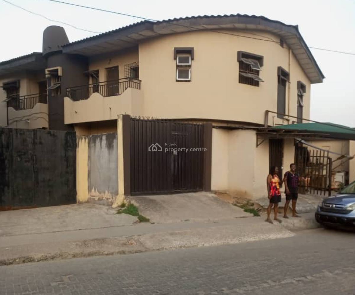Solid and Strongly Built Cornerpiece Block of Flats, Oduduwa Road, Oworonshoki, Kosofe, Lagos, Block of Flats for Sale