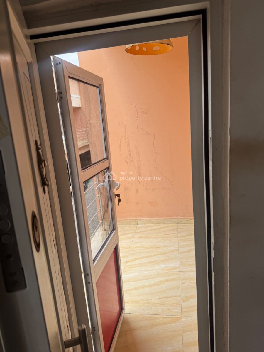 Well Maintained 3 Bedroom Terrace Duplex, Orchid Road, Lekki Phase 2, Lekki, Lagos, Terraced Duplex for Rent