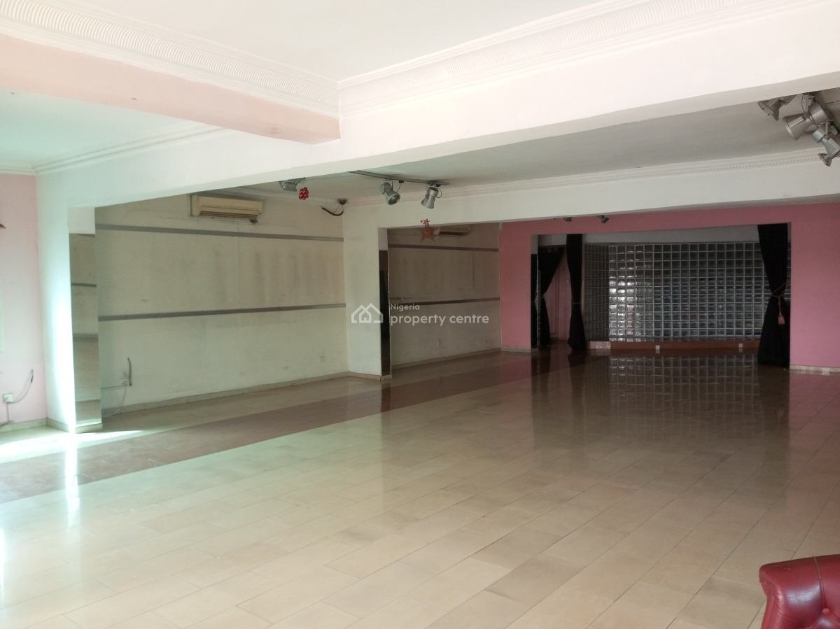 200sqm Show Room Space, Opebi, Ikeja, Lagos, Plaza / Complex / Mall for Rent