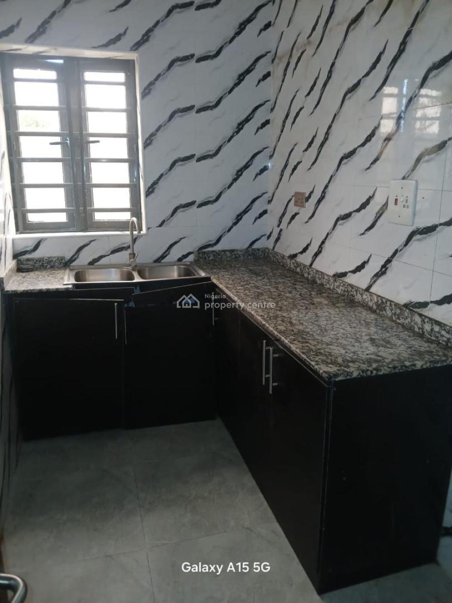 Executive 2 Bedroom Apartment, Abraham Adesanya Axis, Ajah, Lagos, Flat / Apartment for Rent