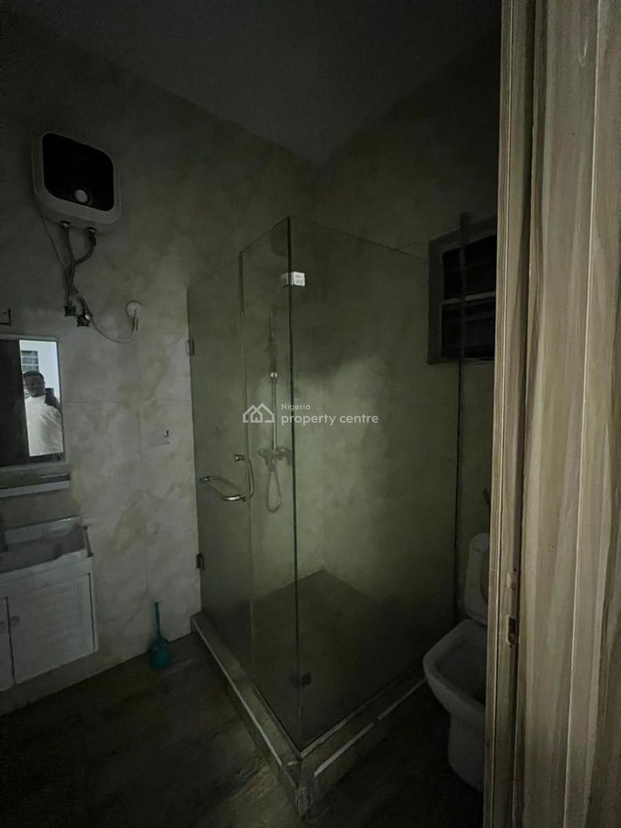 Nice Master Bedroom, Lekki, Lagos, Flat / Apartment for Rent