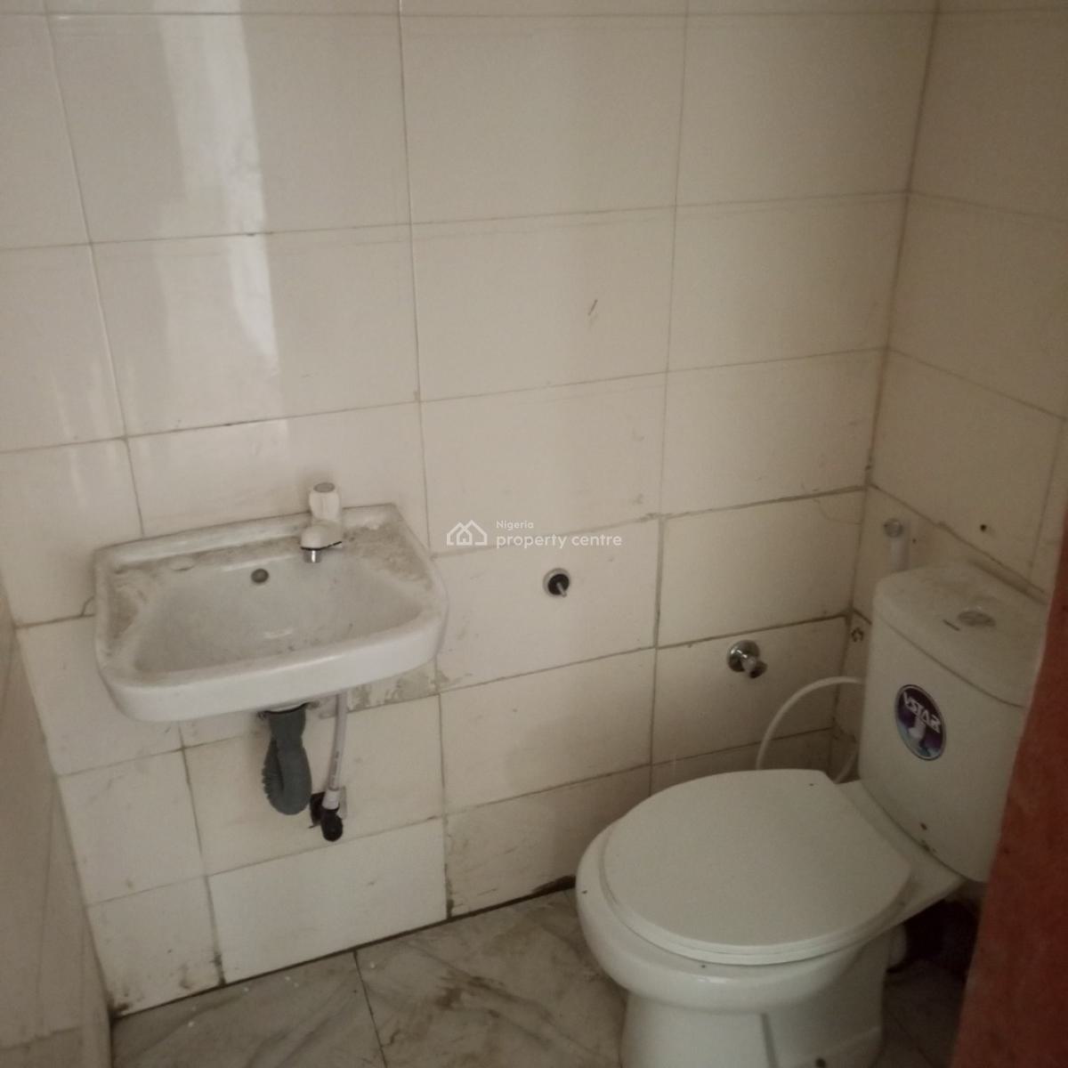 Three Bedroom Apartment, Badore, Badore, Ajah, Lagos, Flat / Apartment for Rent
