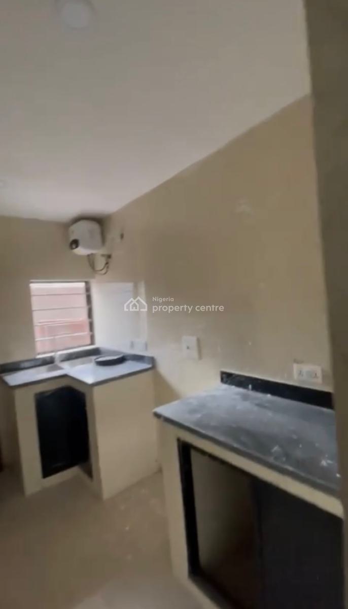*2 Bedroom Terrace Duplex*, Apo Resettlement, Apo, Abuja, Flat / Apartment for Rent